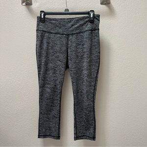 Capri Athletic Leggings